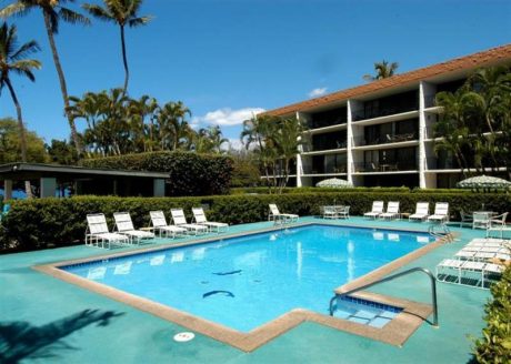 Maui Parkshore pool