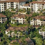 DR_Hawaii_Wailea Beach Villas_Grounds_Aerial CRPD1441x460