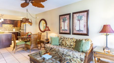 Luxurious Living Area in Maui Banyan H-214 - You'll love spending time in the impeccably furnished living area, whether you're watching TV, surfing the web via the free Wi-Fi, curling up with a good book, or stretching out for a nap.