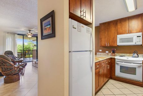 Stay Connected - Enjoy a family meal or a snack while chatting with the cook! The kitchen table is conveniently located next to all of the action.