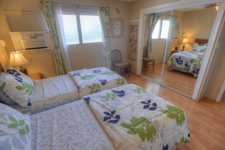 Bright and Cheery - Wake up refreshed and ready for a day of excitement in this cheerful and spacious bedroom!