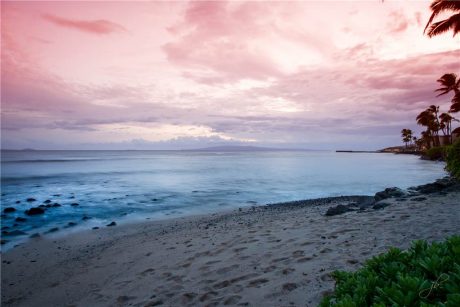 A short walk from the resort, take a stroll on the white sandy beaches of Maui