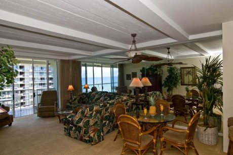 #1056 Maui Beachfront Rentals