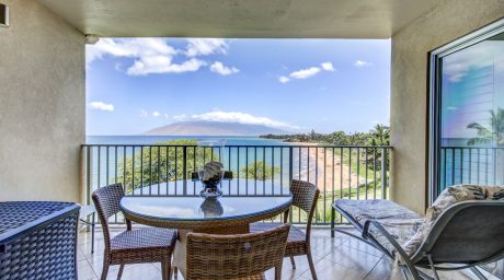 Now This ... Is A Vacation! - Who wouldn't want to relax with this view? This is the scenery you see in the movies. Book Royal Mauian 605 today and you can make it your dream come true!