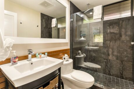 Multiple Bathrooms - With plenty of bathrooms and lots of space, you'll find that every detail of Grand Champions 108 is meant to increase your vacation enjoyment.
