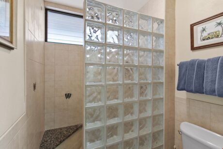 Great! A Walk-In Shower - It’s easy to step right in and rinse off after a day at the beach.