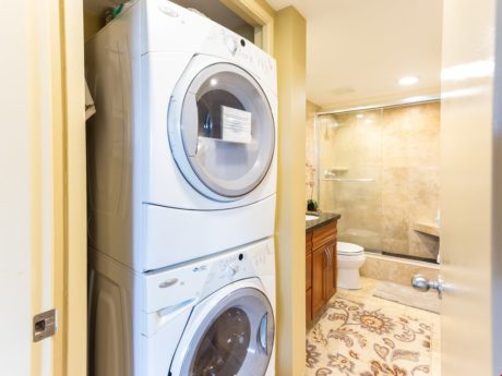 So Fresh and Clean! - The convenience of clean laundry during your vacation is something you won't forget!
