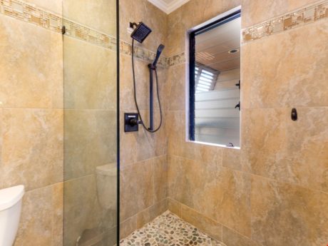 Unwind with a Shower- After a day of adventuring in Kihei, a long soak in the large shower will feel so restorative.
