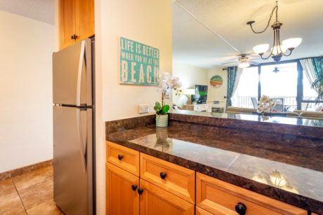 Bring Your Favorite Recipes And Groceries! - Even if you plan on dining out this vacation, you'll love our fully-equipped kitchen for reheating leftovers or whipping up afternoon snacks. You'll find all the utensils, dishes, and cookware you need already here.