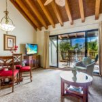 Experience Easy Living at Experience Easy Living at Maui Kamaole C-208 - This extravagant vacation home is the ultimate embodiment of luxury, comfort, and design!