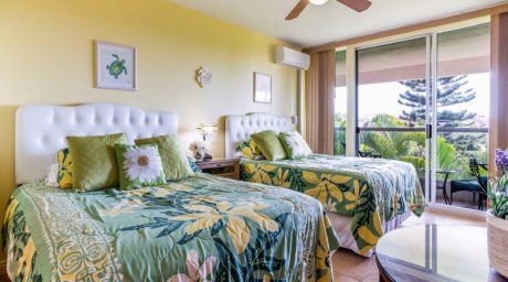 Welcome to Maui Banyan T 305A - You could be here, enjoy the lush Hawaiian nature and ocean views from our balcony! Book today!