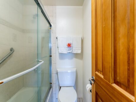 Bathroom Close By - The primary bathroom is only steps away from the bedroom. Convenience is key when you stay at Maui Sunset A-322