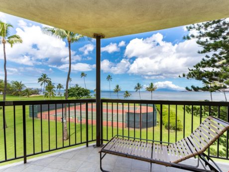 Step Out and Savor - Enjoy the breeze, calming sounds, and great weather each morning before heading out for a day of adventure in Hawaii.
