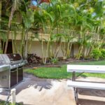 Let’s Have a Picnic! - Maui Banyan Resort provides picnic tables down by the grilling space where you can dine outdoors with family and friends.