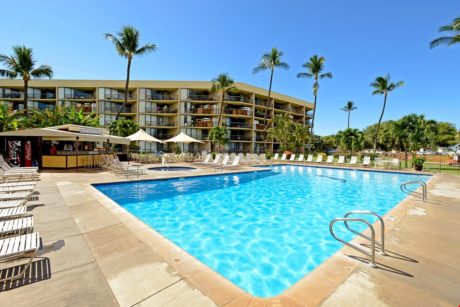 Pool and Spa! - The best of both worlds is here at Maui Sunset! Cool off in the refreshing waters of the pool or relax in the warm waves of the spa!