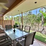 Lanai with seating for six
